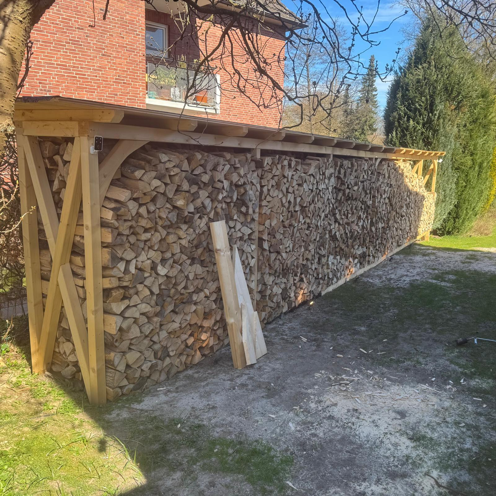 garten-feuerholzlager-09